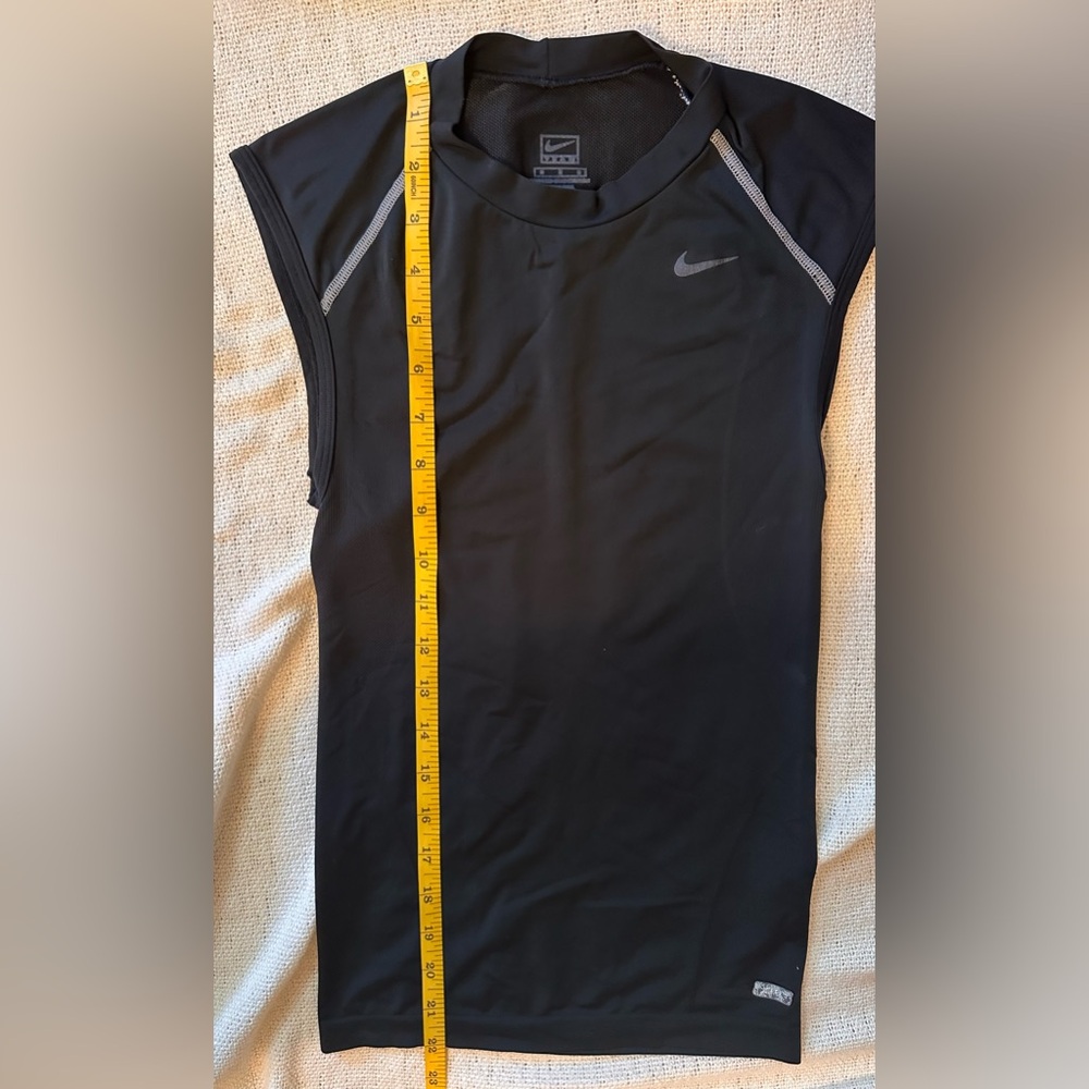 NIKE Women, Men’s black vest. Tank top S - Picture 6 of 9